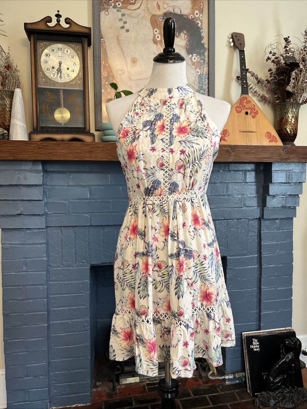 Sunday Mi Amor Size S Floral Halter Open Back Mini Dress Crochet Boho Cottage